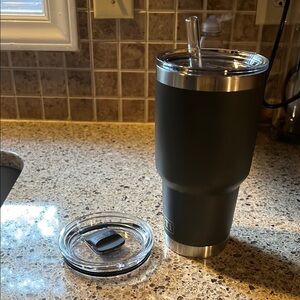 Green Stainless Steel Yeti Tumbler with Lid and Straw